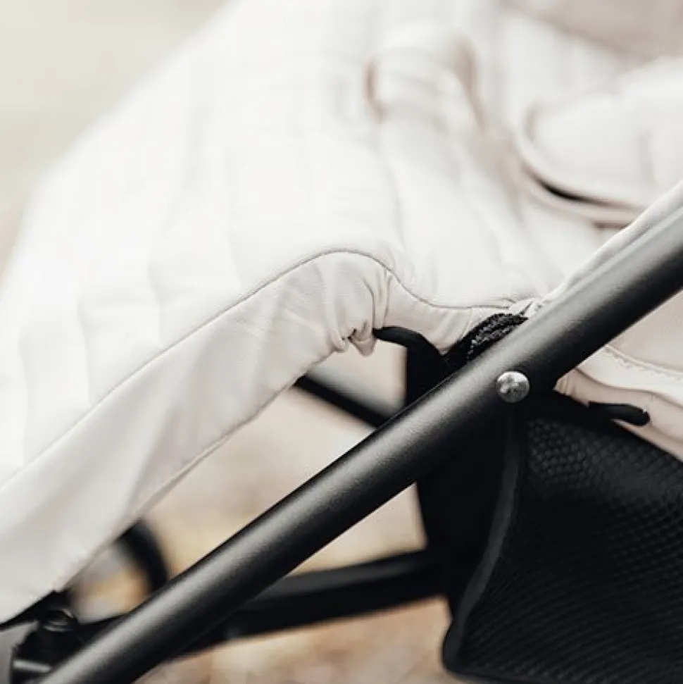 Buggy - Beige - Essentials