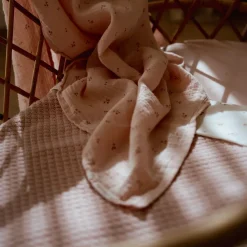 Gebreid ledikantdeken - Fleece - Roze - Essentials