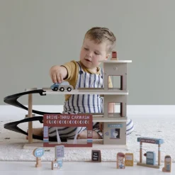 Treinbaanuitbreiding - garage